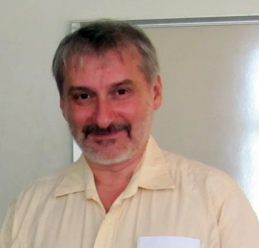 Леонид Левин перед докладом в Ратгерском университете, 2010